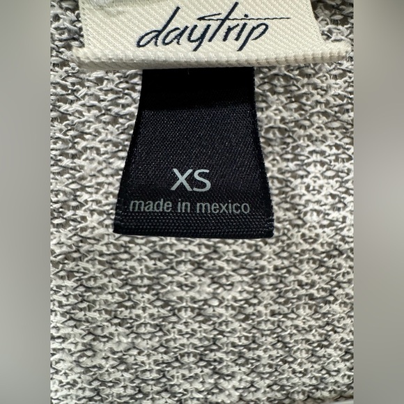 Daytrip Cardigan - Picture 2 of 4